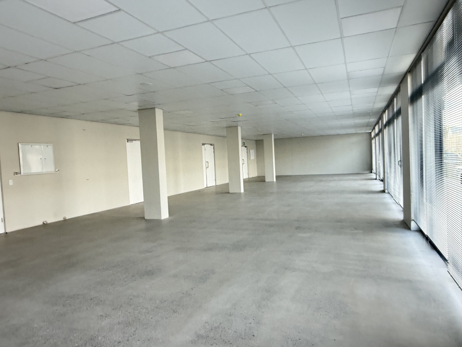 To Let Commercial Property for Rent in Paardevlei Western Cape